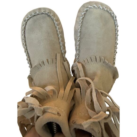 VTG Y2K Aldo Skagen Suede Fringe Moccasin Embroidered Booties Boho Festival Fall - Picture 4 of 11